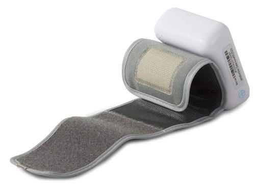 Elektronikus csuklós vérnyomásmérő, LCD kijelzővel, tokban 