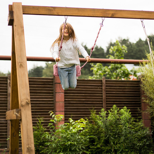 Kruzzel műanyag hinta, rózsaszín