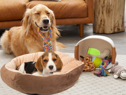 Plüss kutya- és macskaágy – levél alakú, puha párnázott fekhely (52 × 45 × 15 cm)