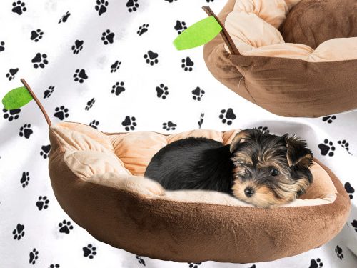 Plüss kutya- és macskaágy – levél alakú, puha párnázott fekhely (52 × 45 × 15 cm)