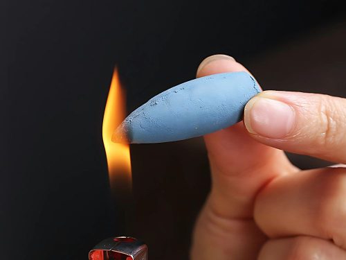 Kerámia vízesés füstölőtartó + 10 füstölő – aromaterápiás illat kandalló, piros, 20cm x 9cm